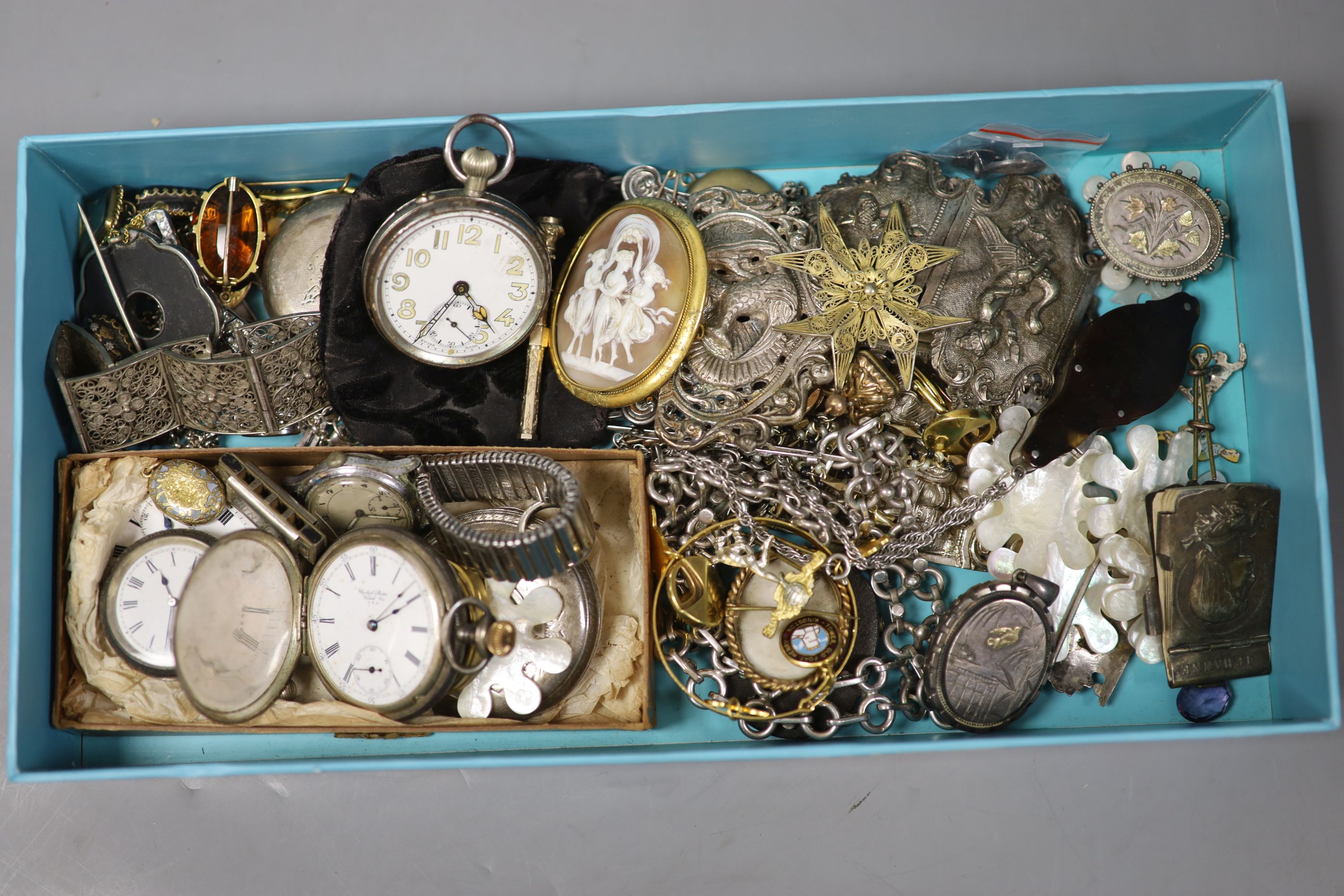 A quantity of assorted wrist and pocket watches and a group of jewellery including mourning brooch, Scottish hardstone brooch, cameo brooch, silver locket, etc.